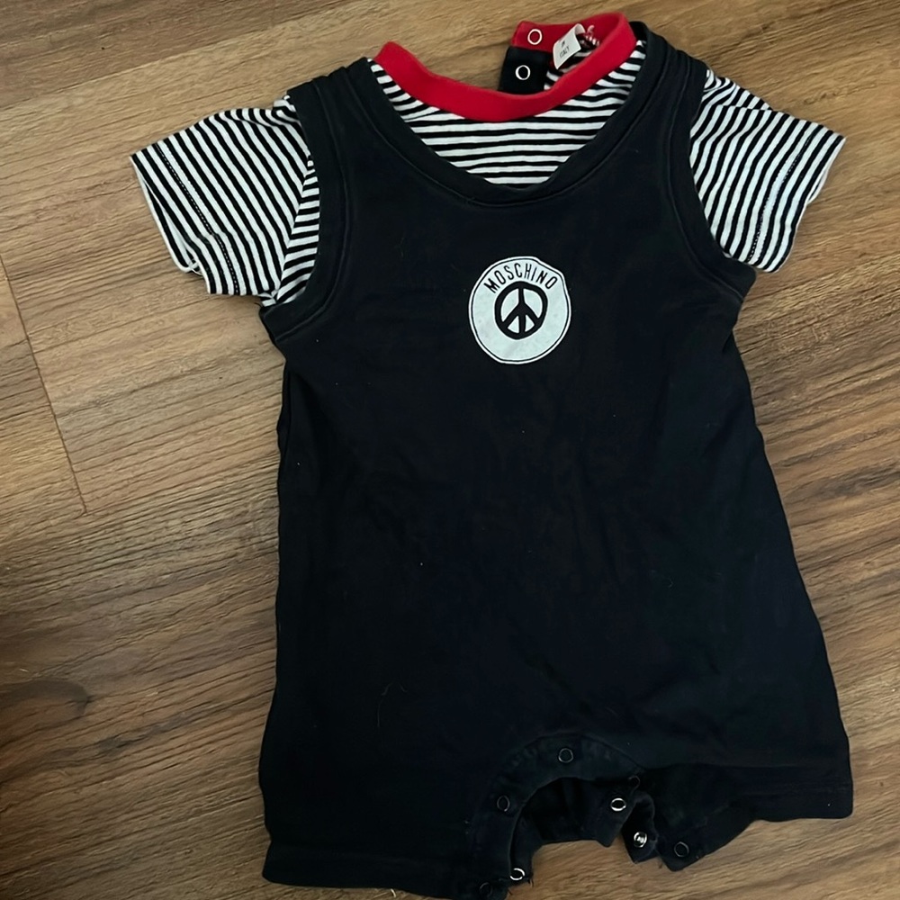 Baby moschino onesie